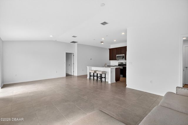 2212 Green Valley Street, Daytona Beach, FL 32124