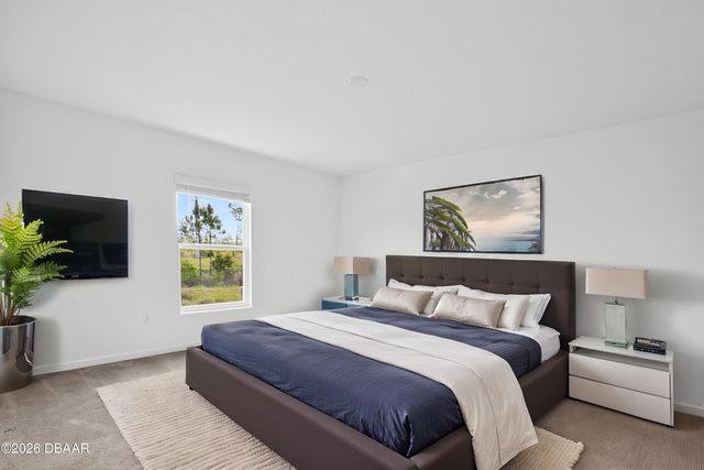 2212 Green Valley Street, Daytona Beach, FL 32124