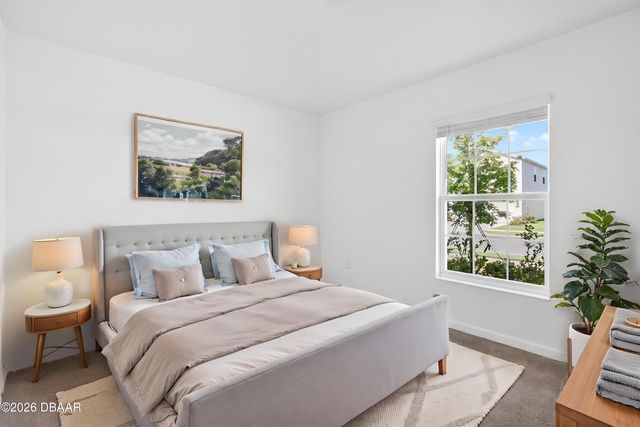 2212 Green Valley Street, Daytona Beach, FL 32124