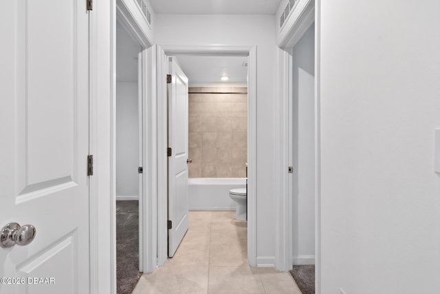 2212 Green Valley Street, Daytona Beach, FL 32124