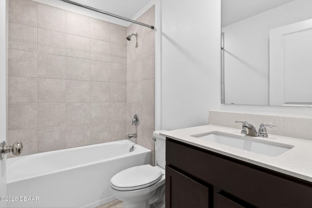 2212 Green Valley Street, Daytona Beach, FL 32124