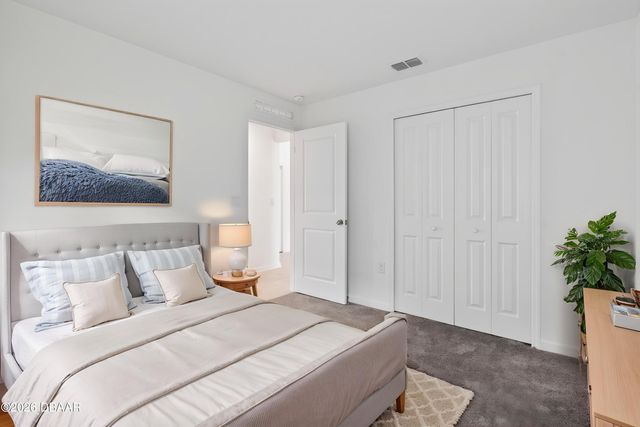 2212 Green Valley Street, Daytona Beach, FL 32124