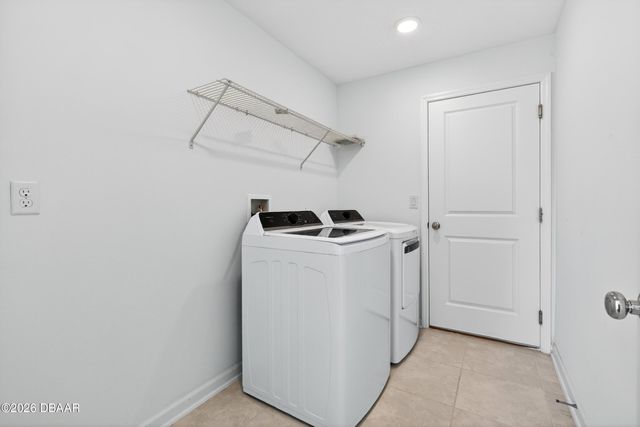 2212 Green Valley Street, Daytona Beach, FL 32124