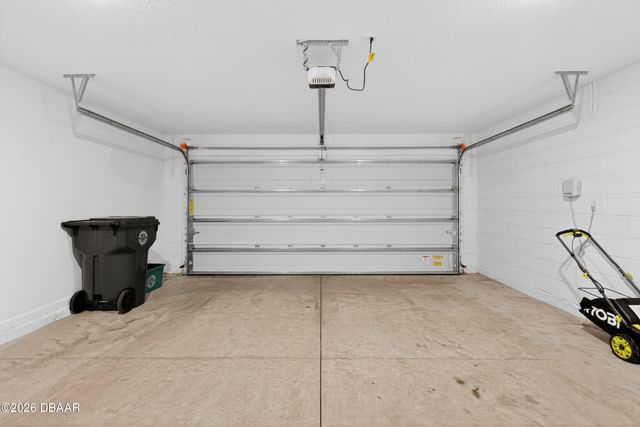 2212 Green Valley Street, Daytona Beach, FL 32124