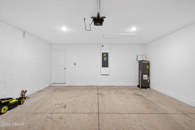 2212 Green Valley Street, Daytona Beach, FL 32124