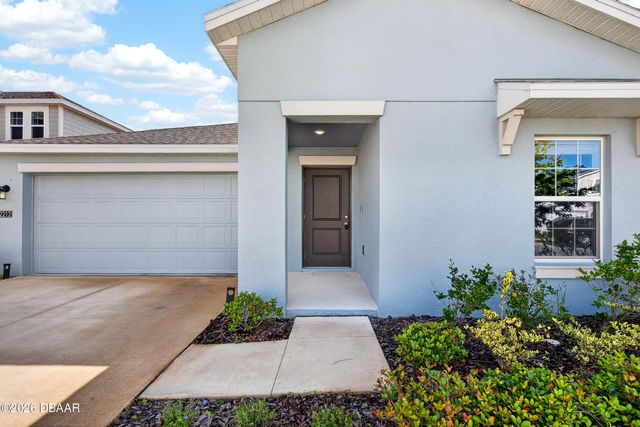 2212 Green Valley Street, Daytona Beach, FL 32124