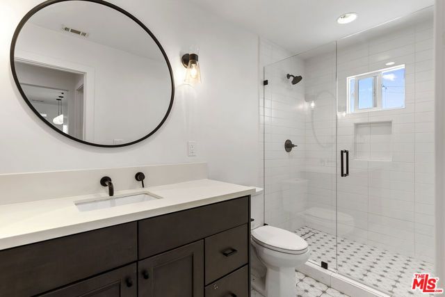 3867 Lyceum Avenue, Los Angeles, CA 90066