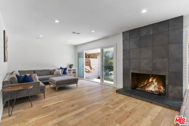 3867 Lyceum Avenue, Los Angeles, CA 90066