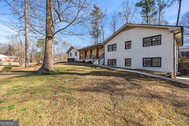 201 Smithstone Path, Fayetteville, GA 30214