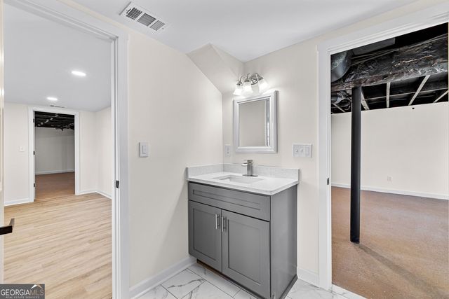 201 Smithstone Path, Fayetteville, GA 30214