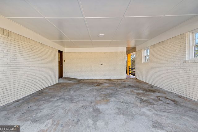 201 Smithstone Path, Fayetteville, GA 30214