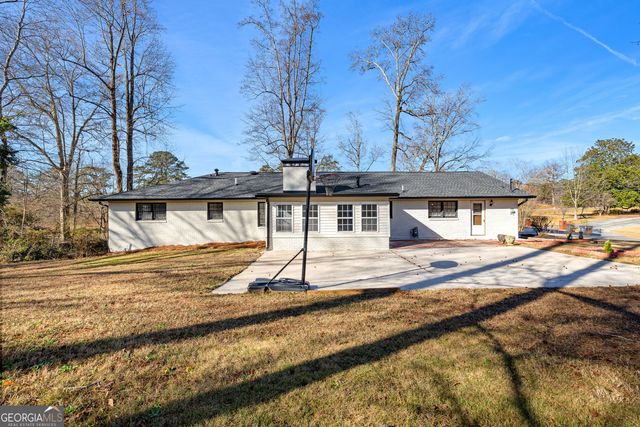 201 Smithstone Path, Fayetteville, GA 30214