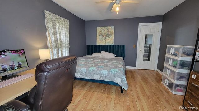 1478 Vinewood Street, Auburn Hills, MI 48326