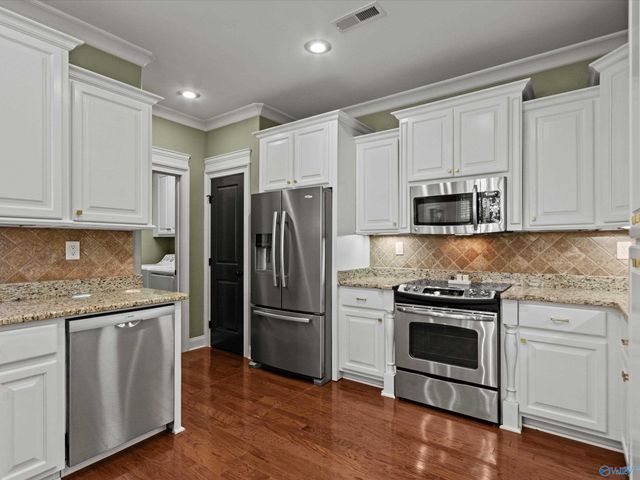 8553 Bellewood Lane NW, Madison, AL 35756