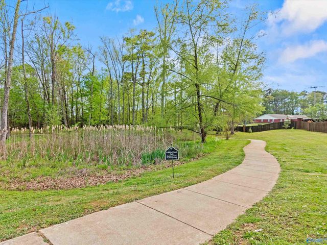 8553 Bellewood Lane NW, Madison, AL 35756