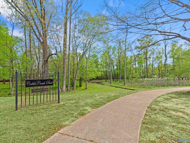 8553 Bellewood Lane NW, Madison, AL 35756