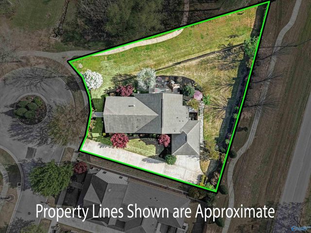 8553 Bellewood Lane NW, Madison, AL 35756