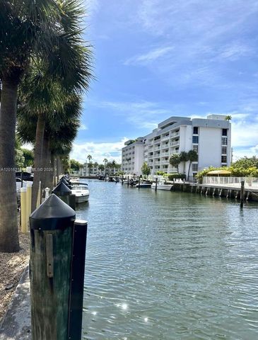 1800 NE 114th St 2305, Miami, FL 33181