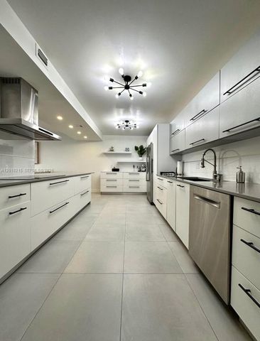 1800 NE 114th St 2305, Miami, FL 33181