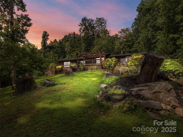 44 Sutton Knob Road, Candler, NC 28715