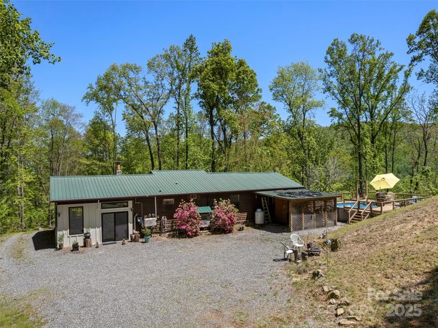 44 Sutton Knob Road, Candler, NC 28715