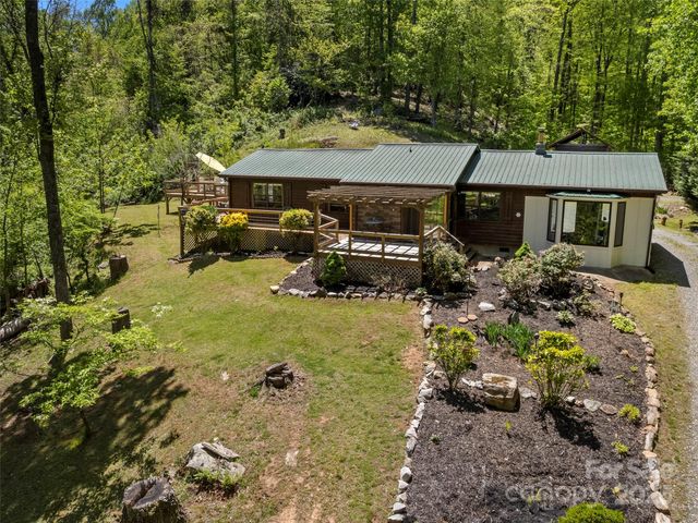 44 Sutton Knob Road, Candler, NC 28715