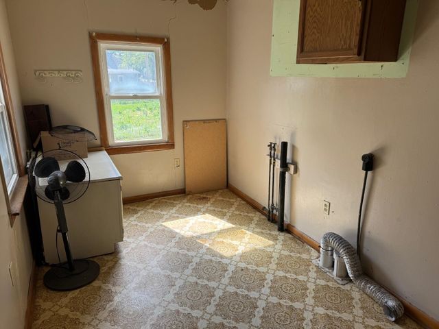 420 E Otis Ave, Salina, KS 67401