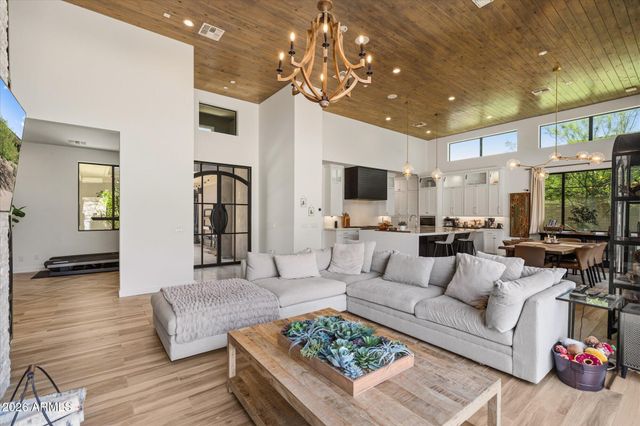13950 N TERRITORY Trail, Fountain Hills, AZ 85268