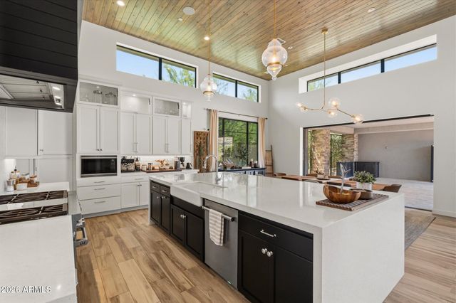 13950 N TERRITORY Trail, Fountain Hills, AZ 85268