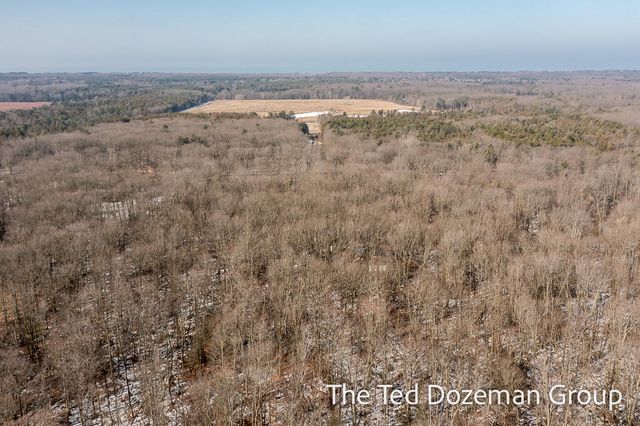 2948 N 160th Avenue, Holland, MI 49424