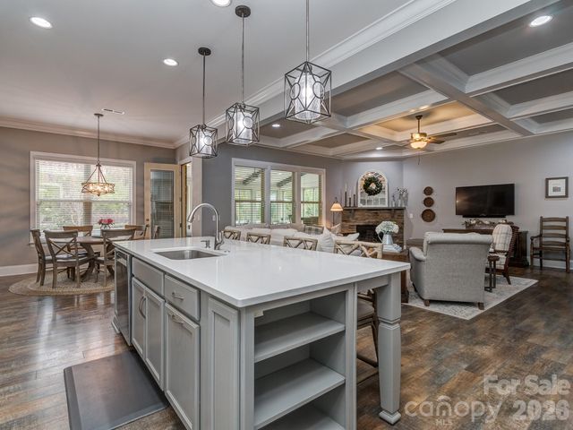 300 Westlake Drive, Waxhaw, NC 28173