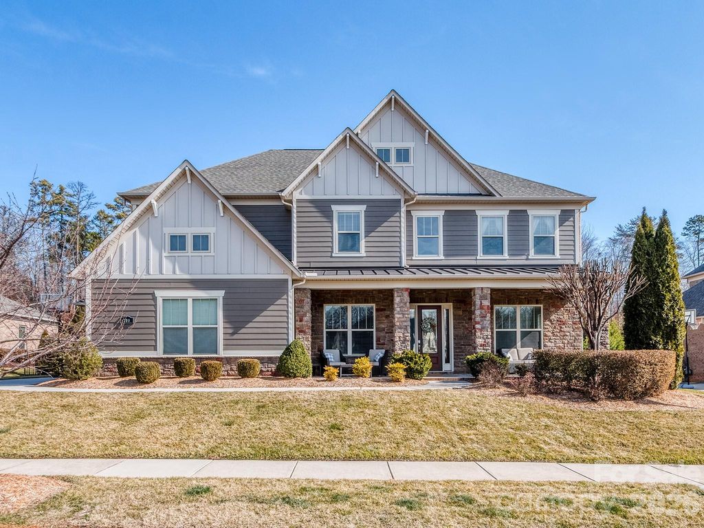 300 Westlake Drive, Waxhaw, NC 28173