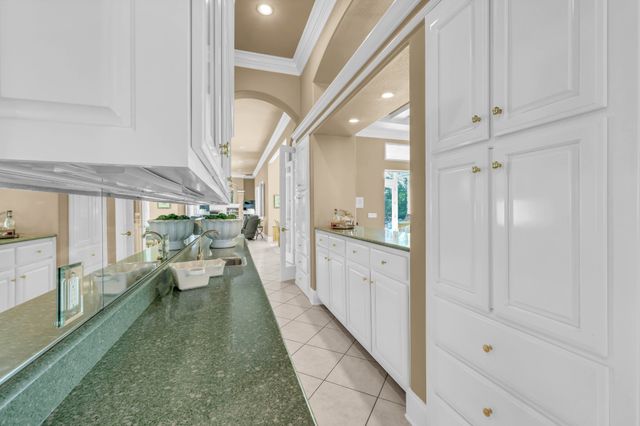 2360 Memorial Drive Ext, Clarksville, TN 37043