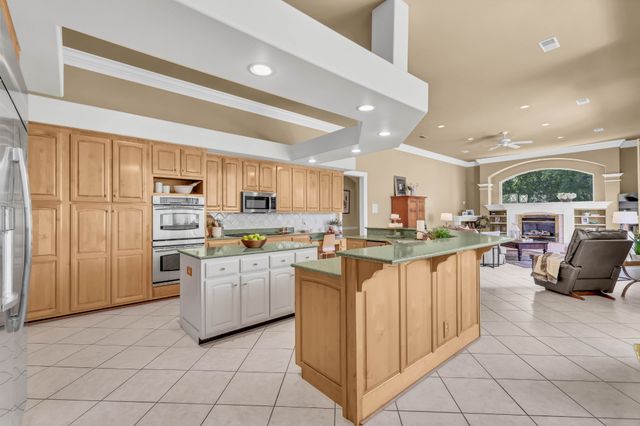 2360 Memorial Drive Ext, Clarksville, TN 37043