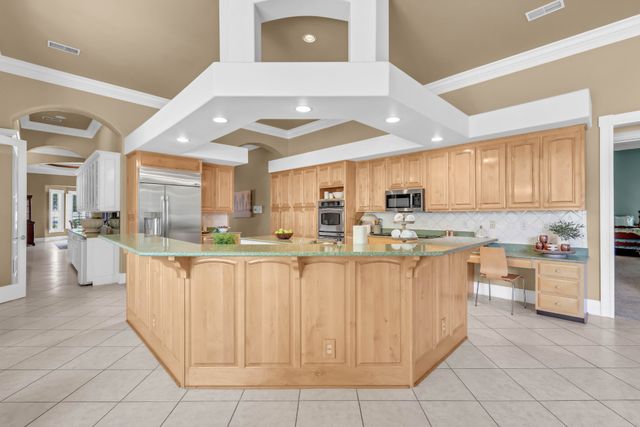 2360 Memorial Drive Ext, Clarksville, TN 37043