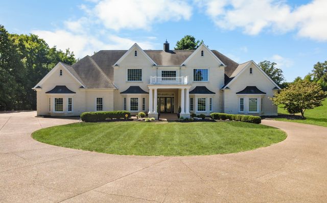 2360 Memorial Drive Ext, Clarksville, TN 37043