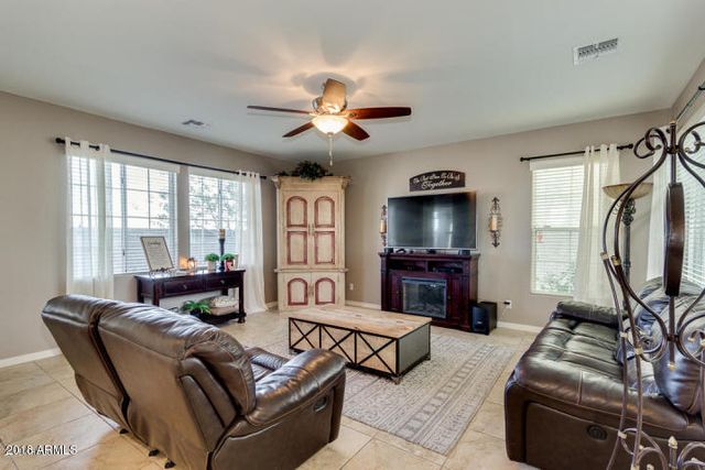 10413 E Natal Avenue, Mesa, AZ 85209