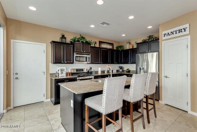 10413 E Natal Avenue, Mesa, AZ 85209