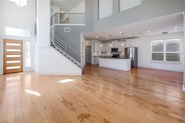 5809 SWAYDEN LN, Austin, TX 78745