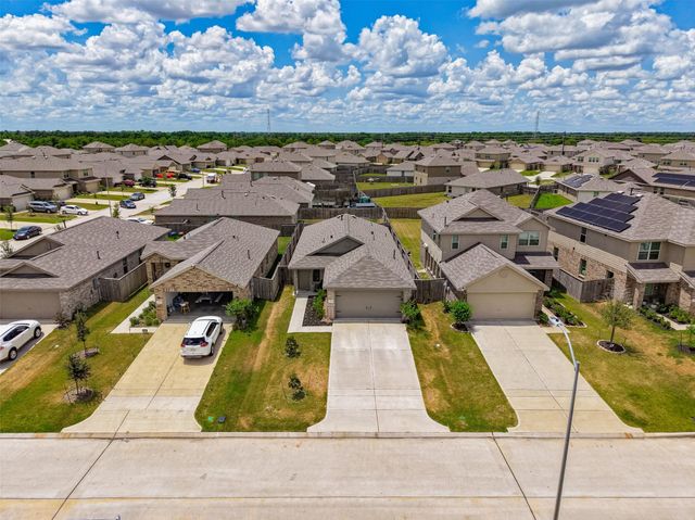 7311 Greenbriar Canyon Lane, Katy, TX 77493