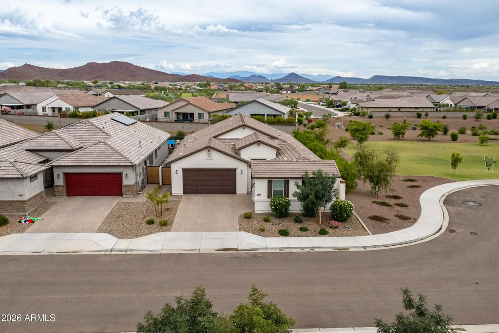 13154 W Buckskin Trail, Peoria, AZ 85383 — exterior