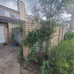 726 Country Place Drive C, Houston, TX 77079