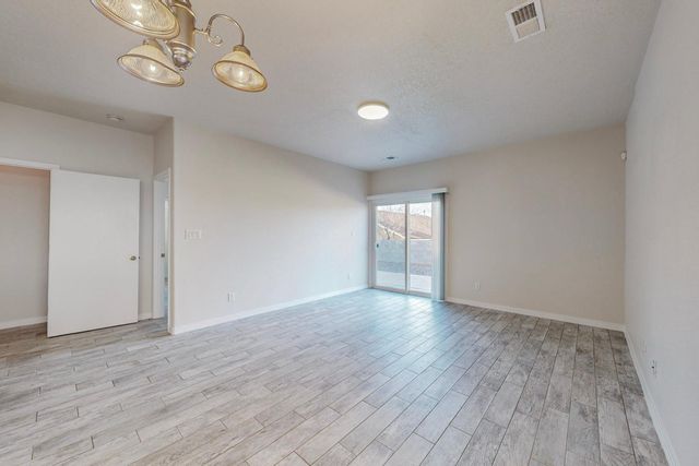 5419 Saturnia Road NW, Albuquerque, NM 87114