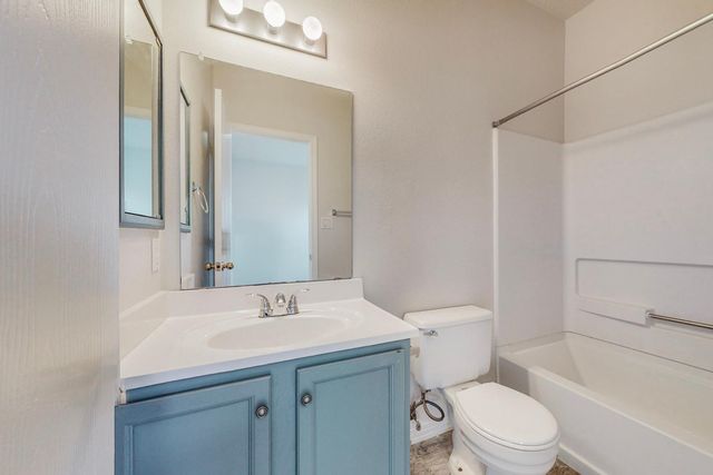 5419 Saturnia Road NW, Albuquerque, NM 87114
