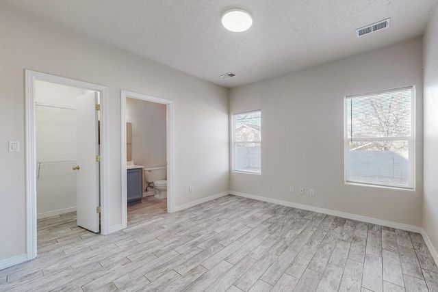5419 Saturnia Road NW, Albuquerque, NM 87114