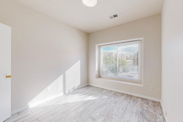 5419 Saturnia Road NW, Albuquerque, NM 87114