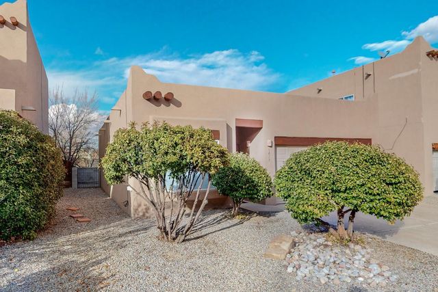 5419 Saturnia Road NW, Albuquerque, NM 87114