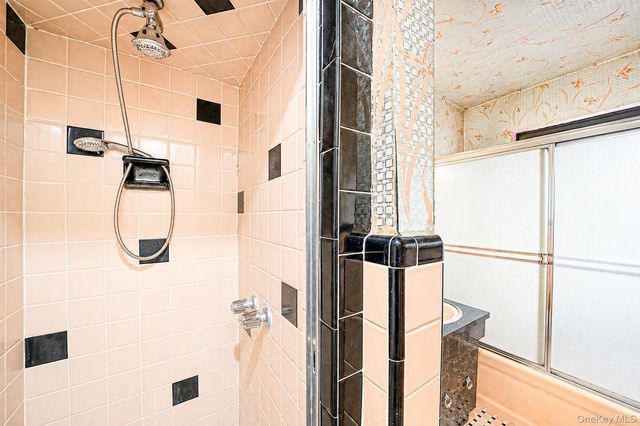 1610 Paulding Avenue, Bronx, NY 10462