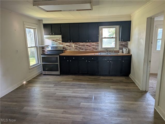 54 Salt Street, Rittman, OH 44270