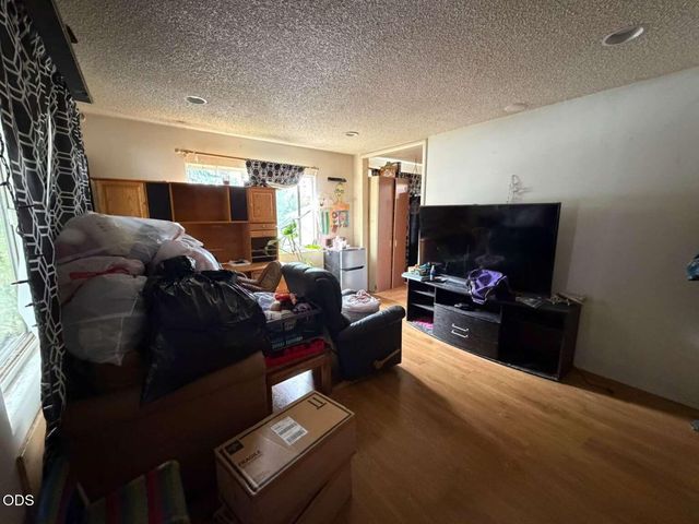 1740 NE Beverly Drive, Grants Pass, OR 97526